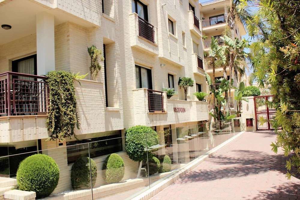Apartamentos Albir Confort - Avenida III Альбир Экстерьер фото